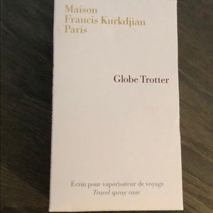 Special edition Travel Spray Case and refills